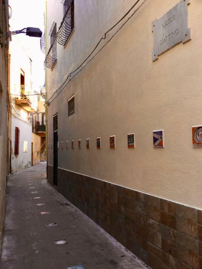Case Vazzana - Cortile Sant'Agostino Mazara del Vallo Extérieur photo